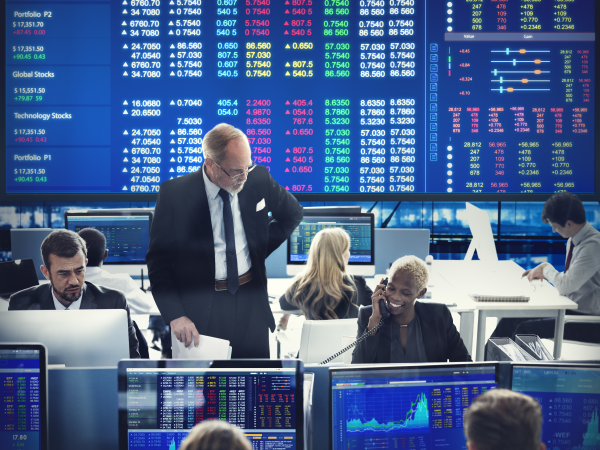 https://assets.exxactcorp.com/img/exx/cms/landing-page/nvidia-virtualization-solutions/UseCase-Financial.png